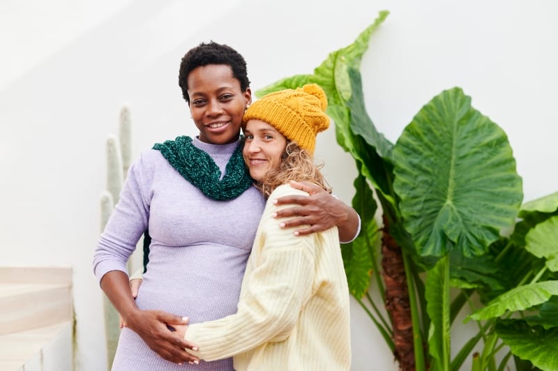 lesbian couple pregnant